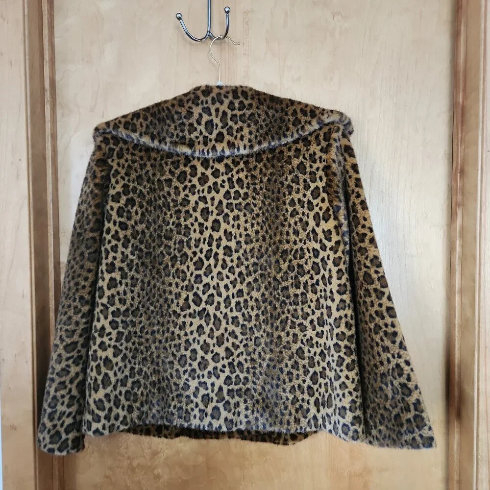 SOLD Leopard Jacket - Picture 2 of 6